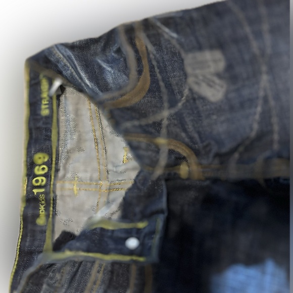 Boy's Jeans GAP 1969 Straight Jeans. Size 10. Perfect condition Smoke free home. - Picture 2 of 6